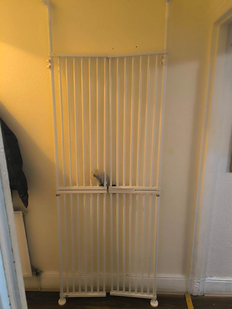Brand new extra tall adjustable width and height double pet gates £55.00!