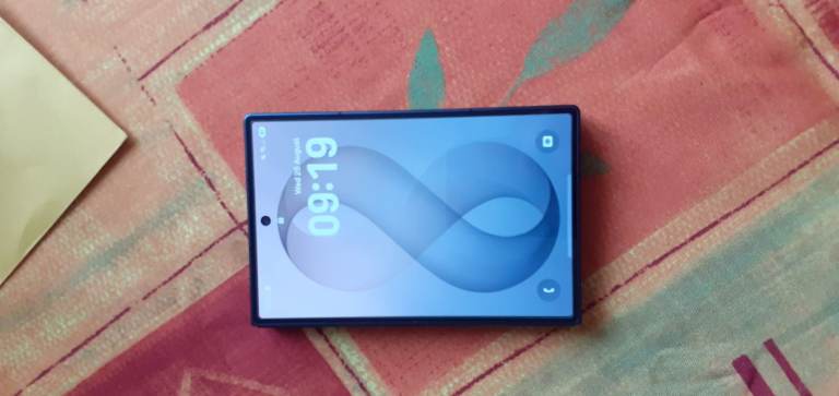 Samsung z fold 8 