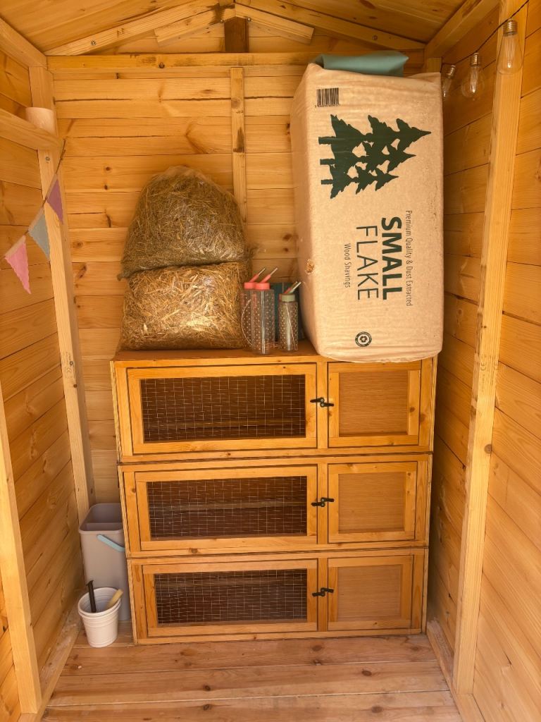Hutches bundle & more