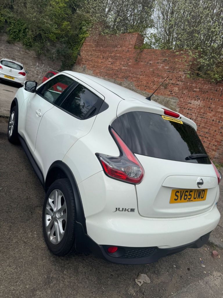 Nissan, JUKE, Hatchback, 2015, Manual, 1461 (cc), 5 doors