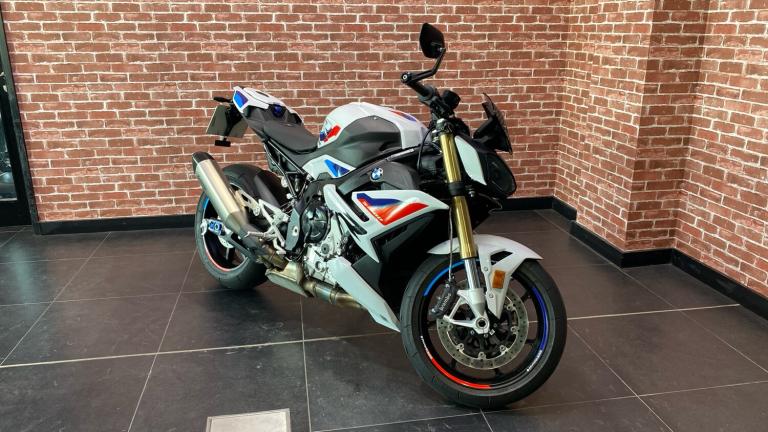 2026 BMW S1000 BMW S 1000 R Sport M Pack (25MY) ROADSTER Petrol Manual