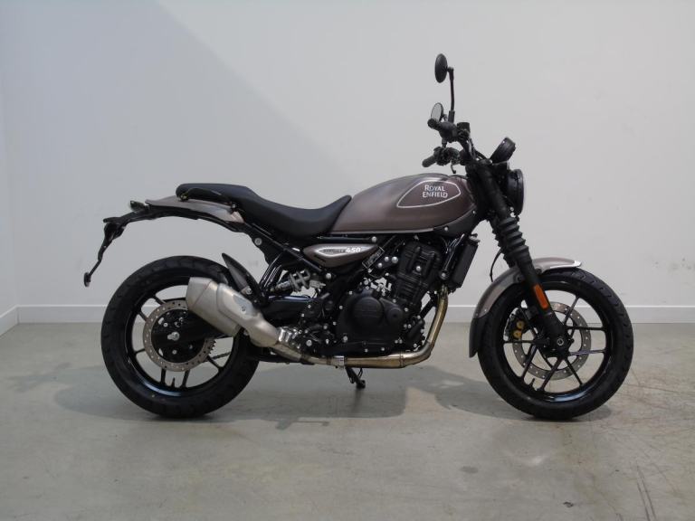 Band new Royal Enfield Guerrilla 450 - in Peix Bronze
