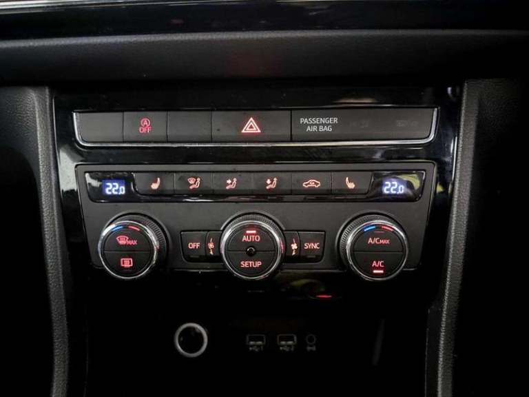 2017 SEAT Ateca 1.4 EcoTSI XCELLENCE DSG Euro 6 (s/s) 5dr Automatic SUV Petrol Automatic