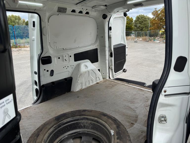 2014 Fiat Doblo 1.6 Multijet 16V Van Start Stop PANEL VAN Diesel Manual