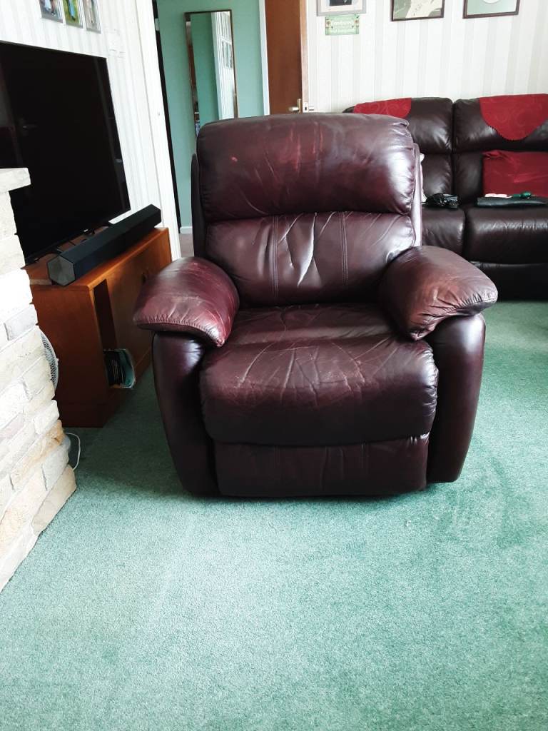 Brown Leather Recliner Armchair – Fair Condition