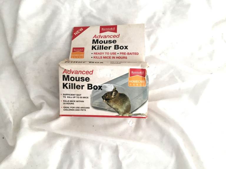 Rentokil mouse killer box, sufficient bait to kill up to 50 mice.