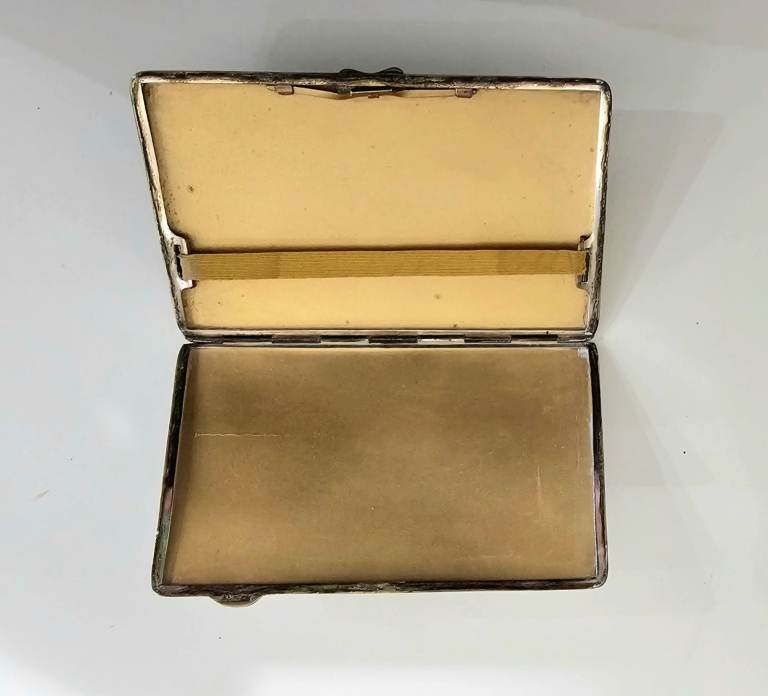 VINTAGE silver plate cigarette case.