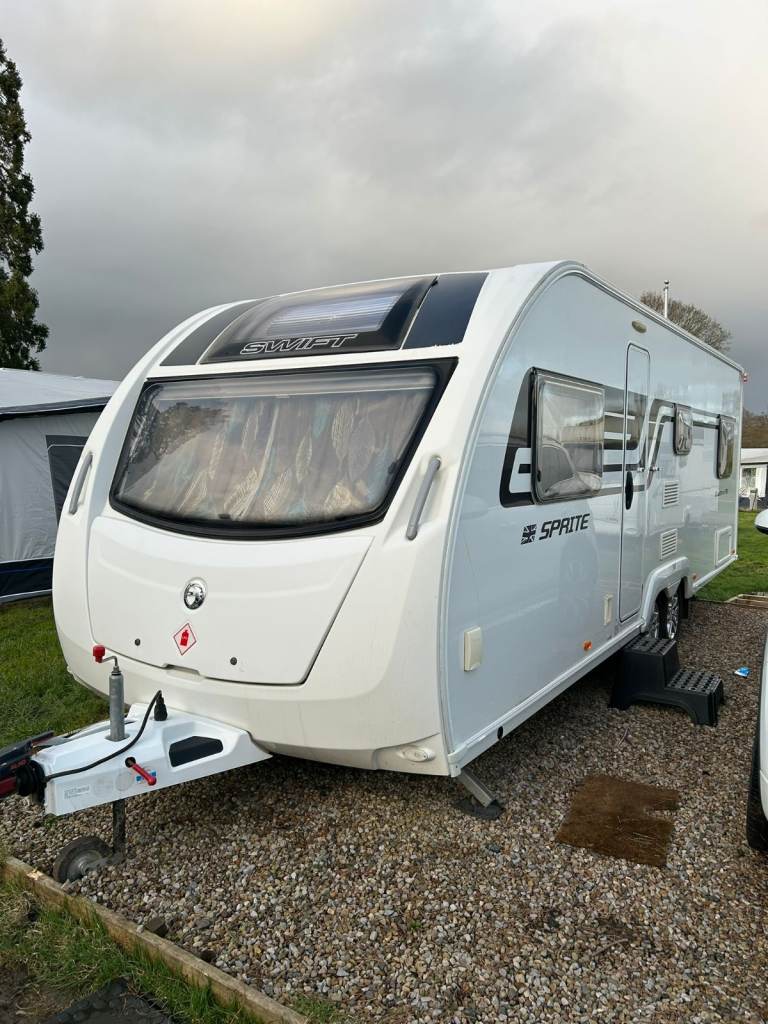 Sprite Quattro FB Twin Axle 2015