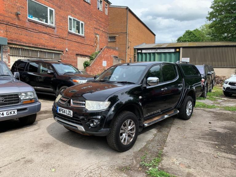 2014 Mitsubishi L 200 WARRIOR 2.5 DI-D MANUAL LONG BED D/CAB 4X4 PICKUP PX HILUX