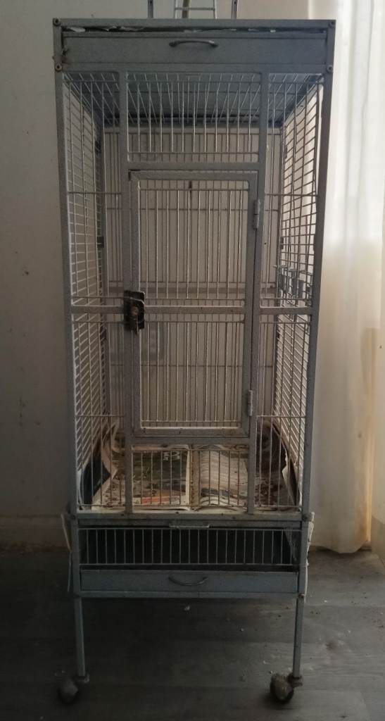 Bird Cages With Stands On Wheels