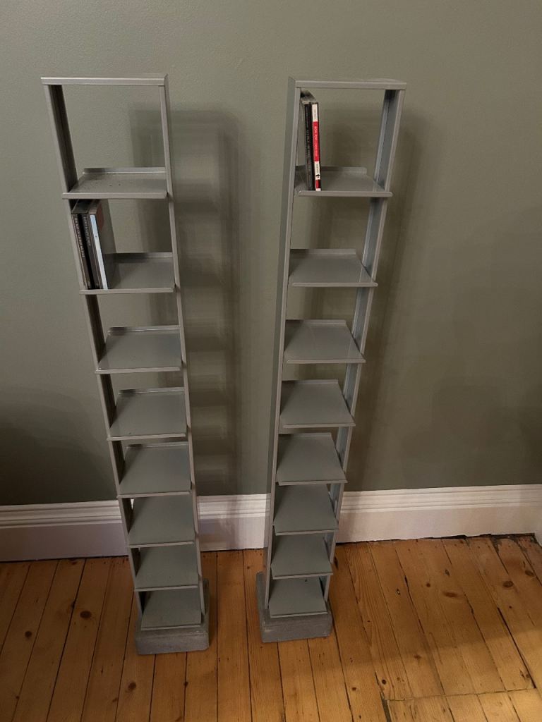 CD stand x 2