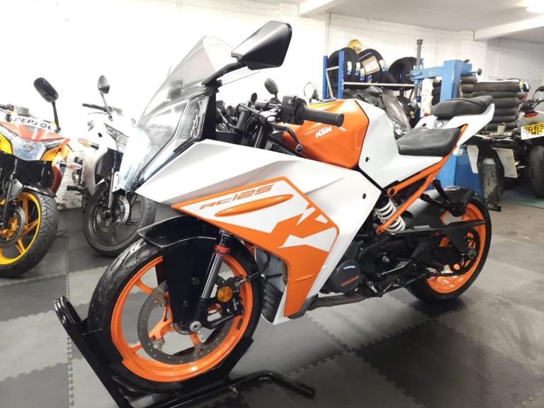KTM RC 125 2023 Low mileage 