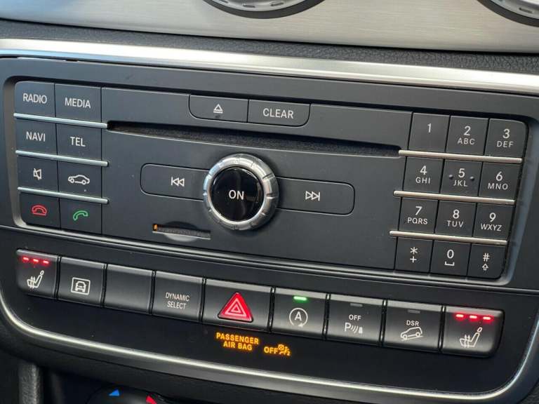 2017 Mercedes-Benz GLA 2.0 GLA250 AMG Line (Premium Plus) SUV 5dr Petrol 7G-DCT 4MATIC Euro 6 (s/...