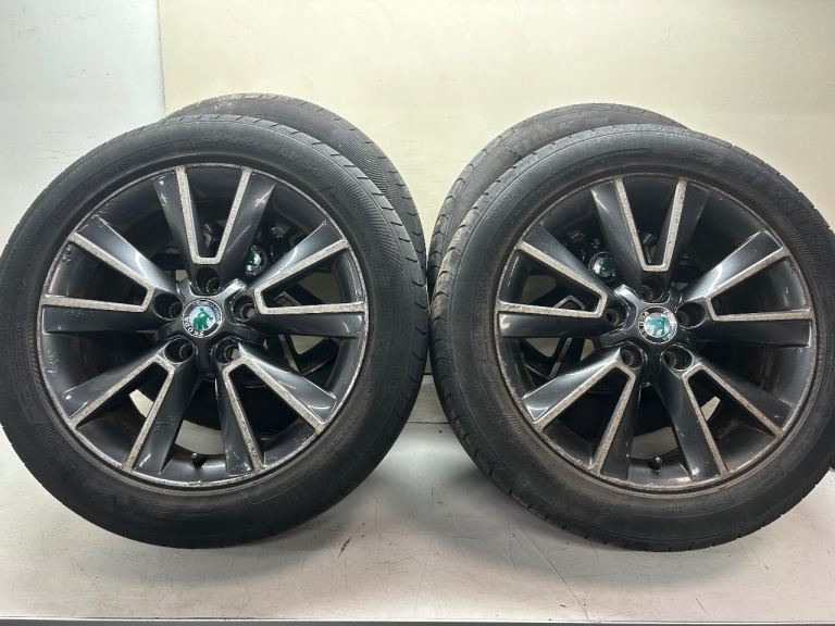 Skoda yeti 17’inch Alloy wheels 225/50 16 tyre’s