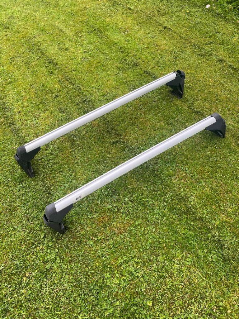 Roof bars for VW golf