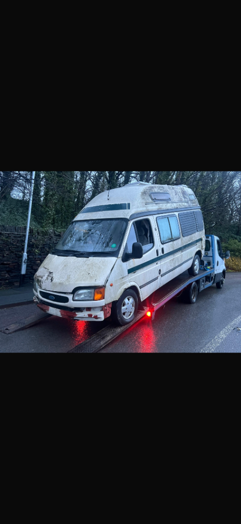 R reg smiley front camper van 