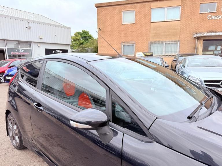 2014 Ford Fiesta 1.6T EcoBoost ST-2 Euro 5 3dr HATCHBACK Petrol Manual