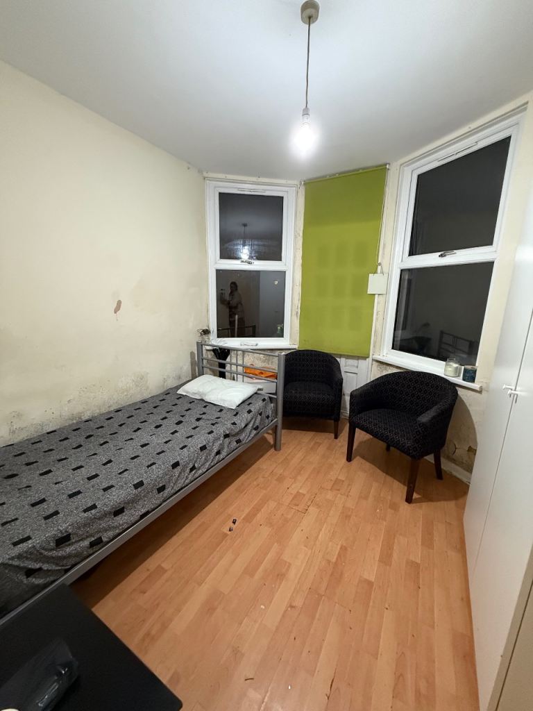 Double room for single person 