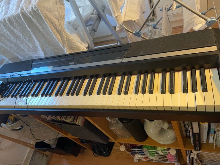 Free KORG SP170 digital piano for repair project or parts