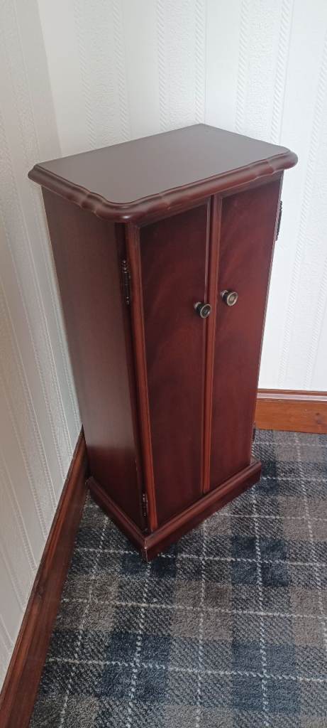 CD Storage Cabinet - holds 80 CDs