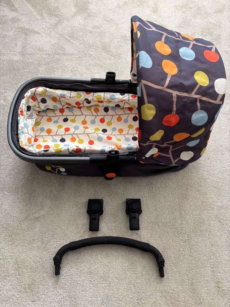 Cosatto Capazo Carry-Cot for 'Giggle2' Travel System.