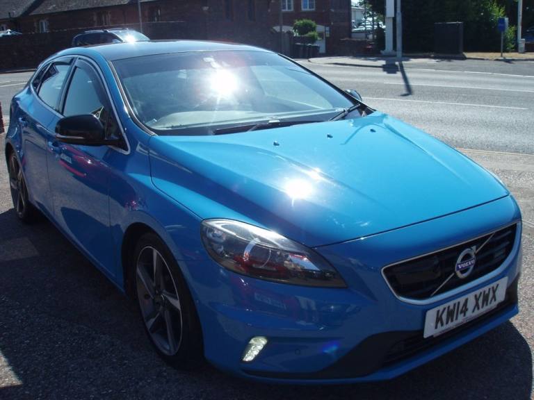 2014 14 VOLVO V40 1.6 D2 R-DESIGN LUX NAV HATCHBACK 5DR DIESEL MANUAL EURO 5 (S/