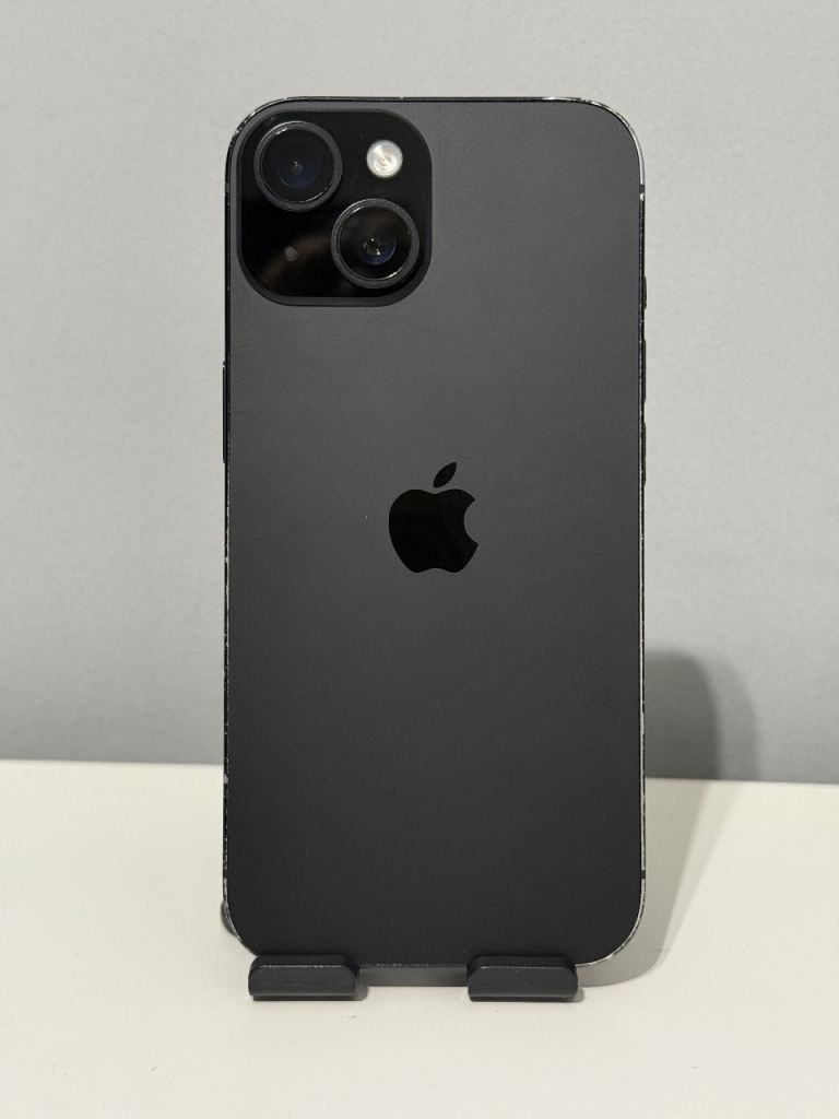 iPhone 15 - Black 