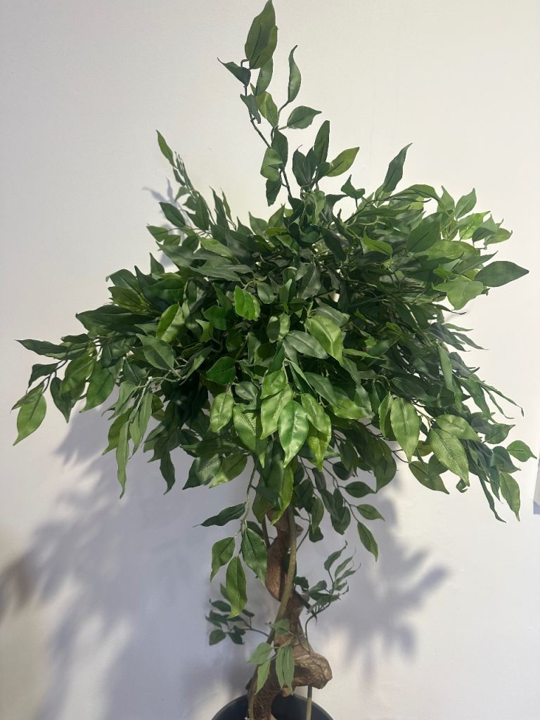 Artificial tree and pot