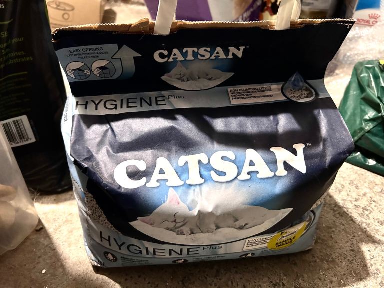 CATSAN non-clumping cat litter 10L
