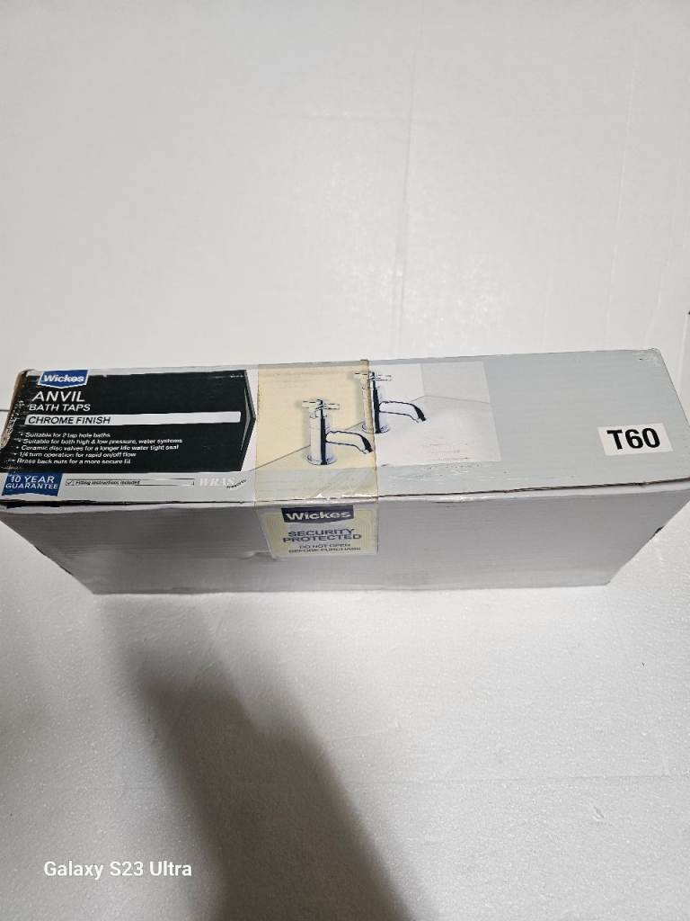 Wickes IFLO Anvil Bath Tap T60 Chrome
