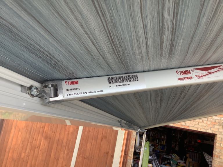 FIAMMA WIND OUT AWNING