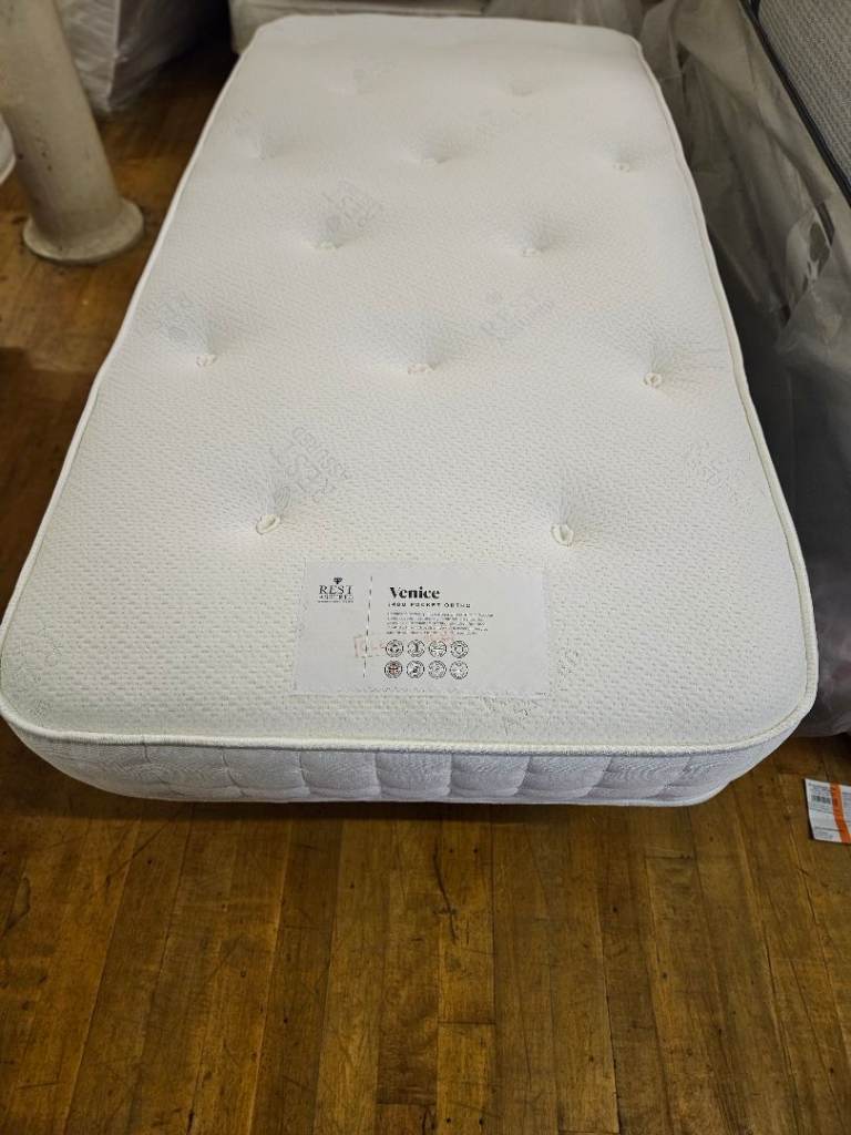 Brand New Rest Assured Venice 1400 Pocket Ortho Mattress RRP £260