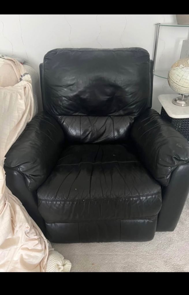 Recliner Arm chair 