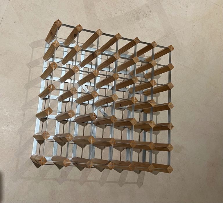 Brilliant condition wine rack