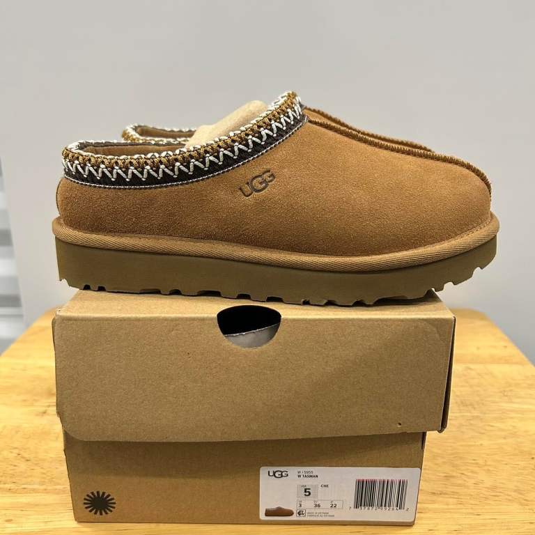 image for Ugg tasmans 