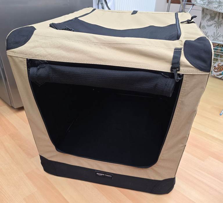 Portable Dog Crate, Large, Tan Coloured, Excellent Condition