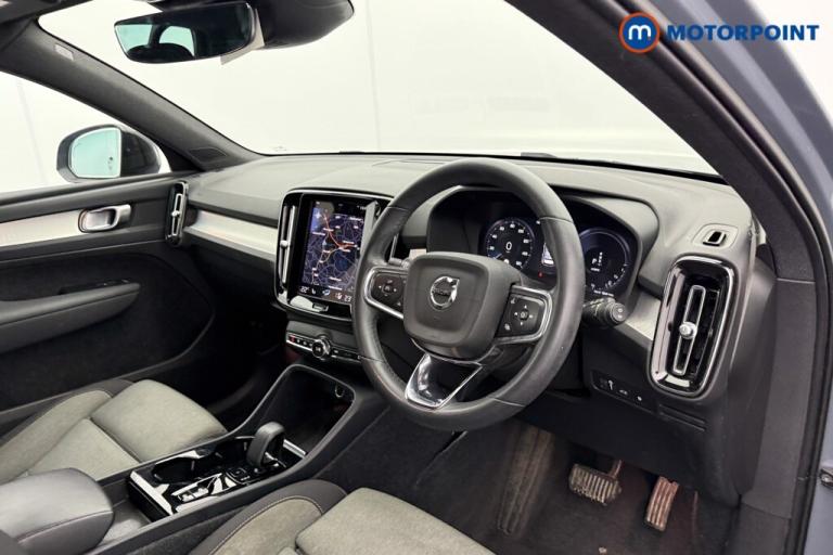 2022 Volvo XC40 1.5 T4 Recharge PHEV Plus Dark 5dr Auto SUV Hybrid Automatic