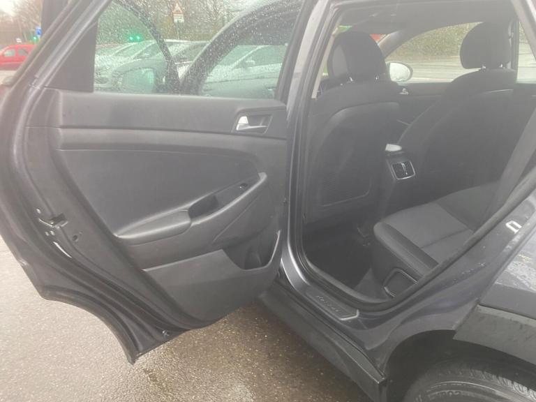 2017 Hyundai TUCSON 1.7 CRDi Blue Drive SE Nav Euro 6 (s/s) 5dr ESTATE Diesel Manual