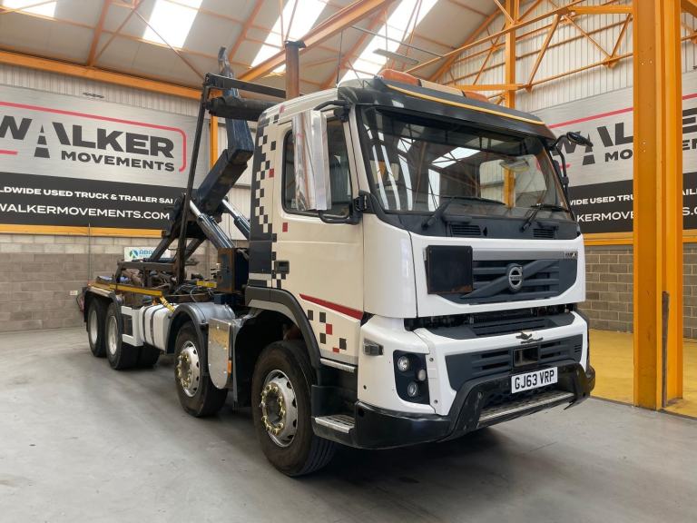 VOLVO FMX 460 EURO 5 DRAWBAR SPEC 8X4 HOOKLOADER - 2013 - GJ63 VRP