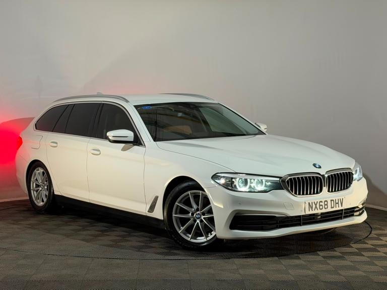 WHITE 2018 68 BMW 5 SERIES 520D SE 2.0 DIESEL AUTOMATIC ESTATE 2 PREVIOUS OWNERS