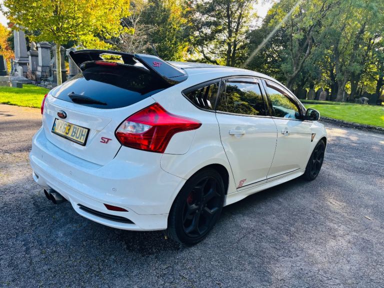 Ford, FOCUS, Hatchback, 2013, Manual, 1999 (cc), 5 doors