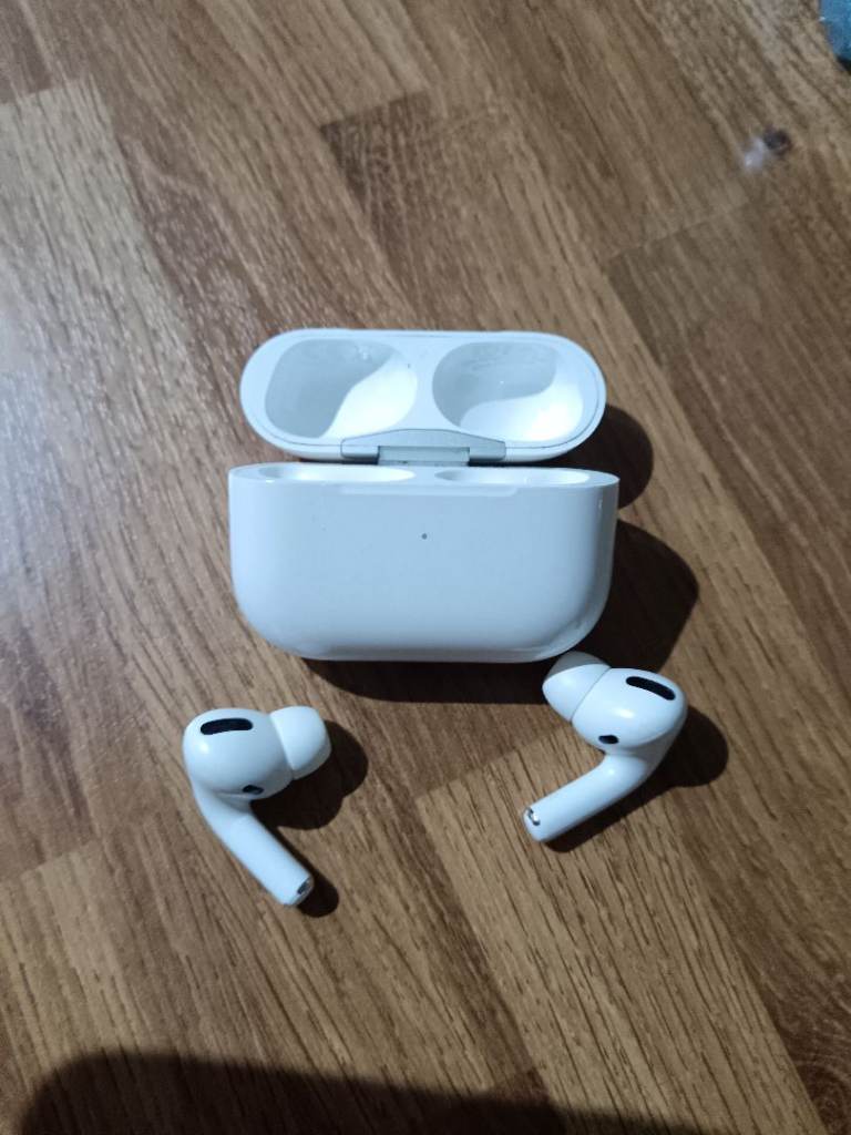 Apple Earpods 4th Generation 