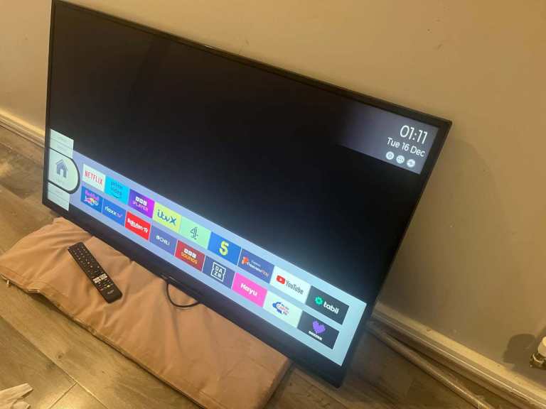 Ex display Bush 4 k uhd smart tv with wi fi immaculate like new RRP £249 we selling £140 each