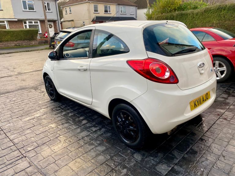 FORD KA BRAND NEW MOT NO ADVISORIES 86k MILES CLEAN CAR CHRISTMAS PRESENT