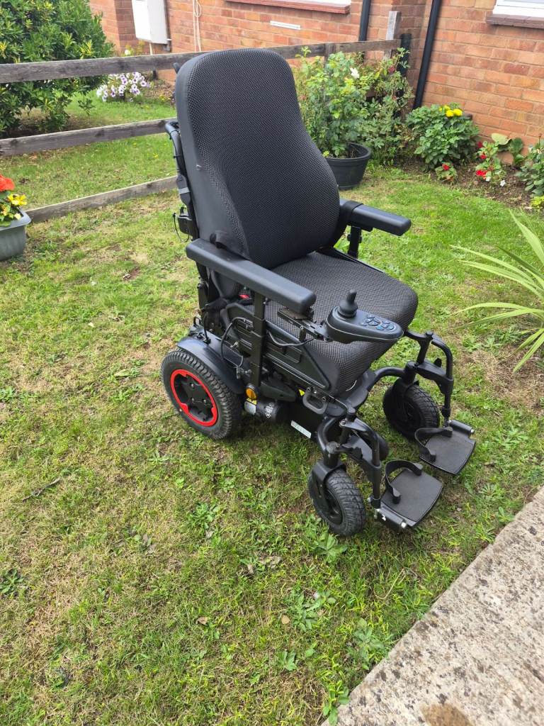 Electric wheelchair 4 to 6 mph