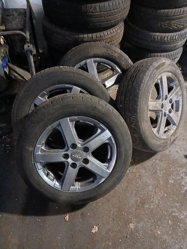 Fox commercial van alloys 