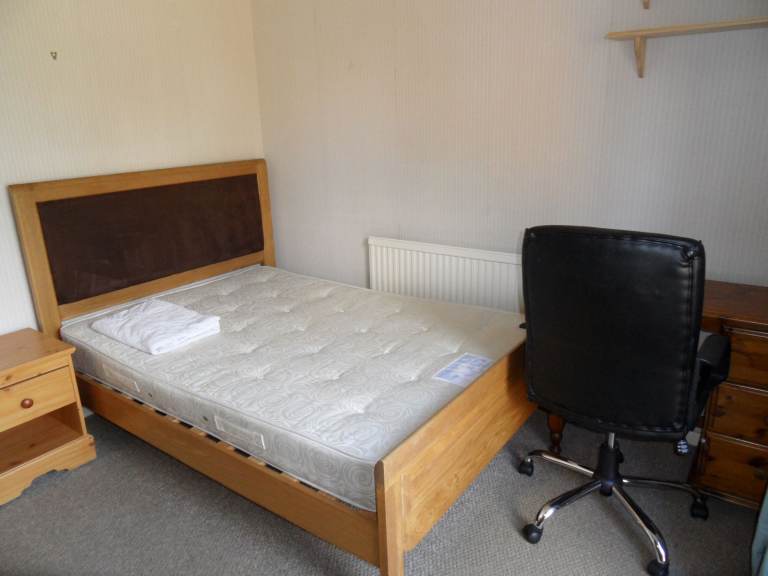 2 bedroom flat just 5 mins walk to UEA