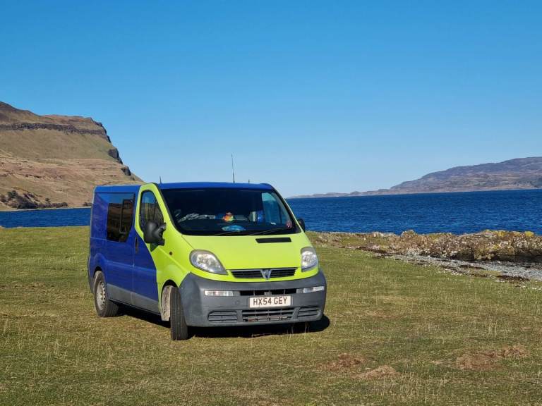 Vauxhall, VIVARO 2900 DTI SWB, 2004, 1870 (cc)