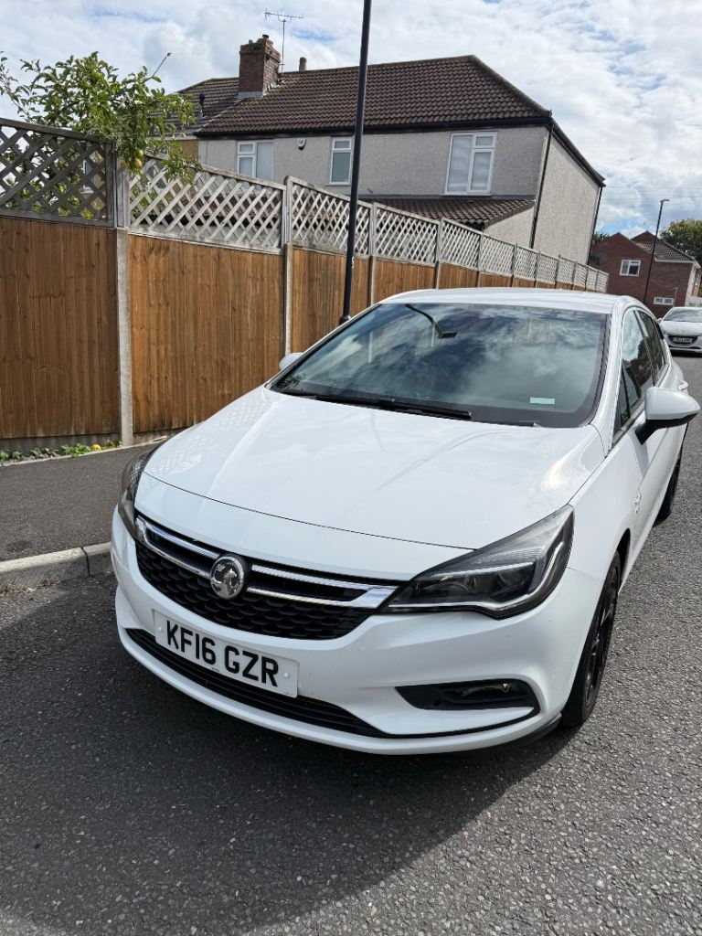 Vauxhall, ASTRA, SRi, Nav, Hatchback, 2016, Manual, 999 (cc), 5 doors