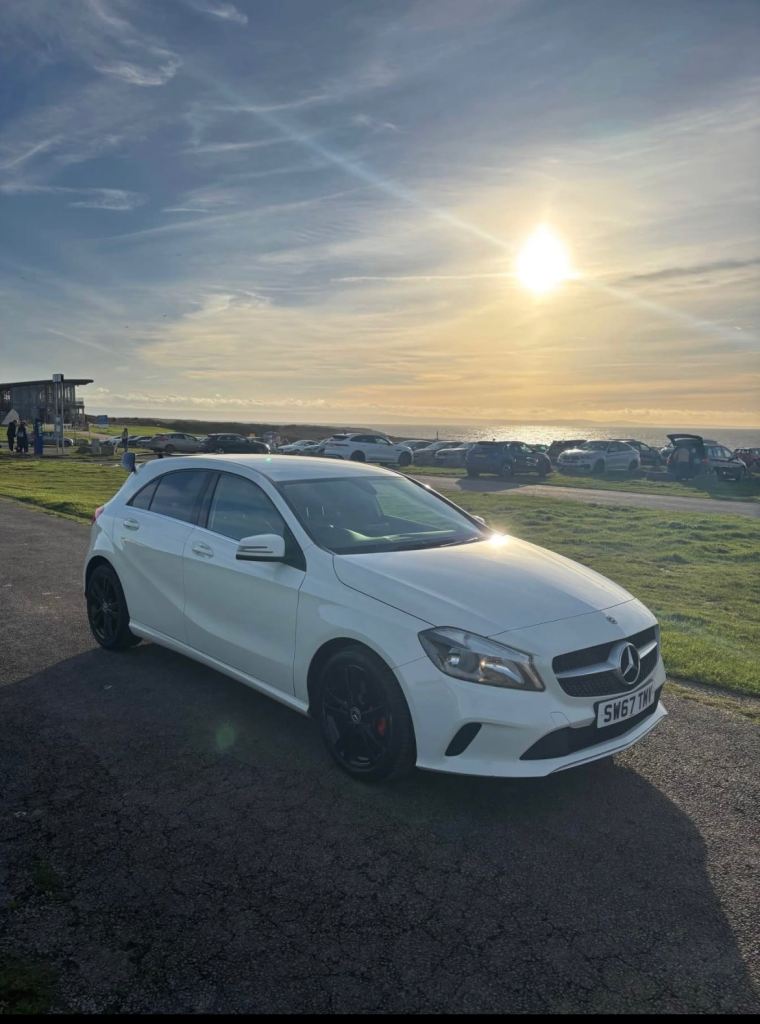 Mercedes-Benz, A CLASS, Hatchback, 2017, Manual, 1595 (cc), 5 doors